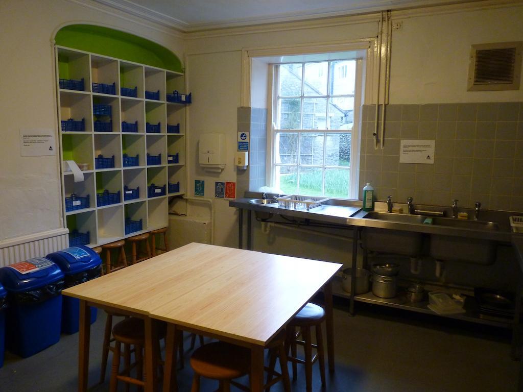 Ingleton Hostel Екстериор снимка